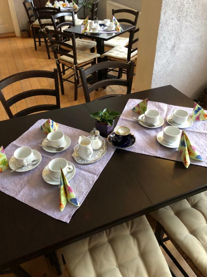 Drehna Alte Schule Cafe Und Pension מראה חיצוני תמונה